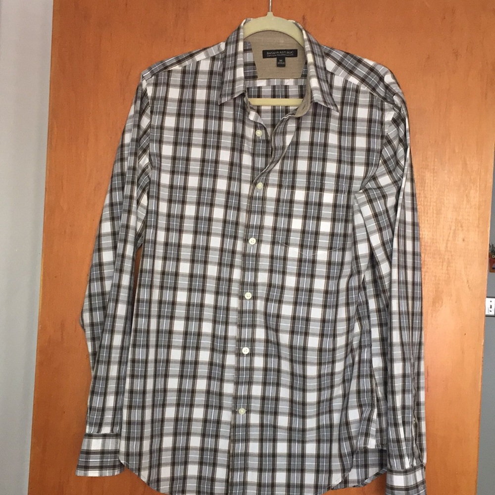 Banana Republic Shirt Size M. Worn one time only!